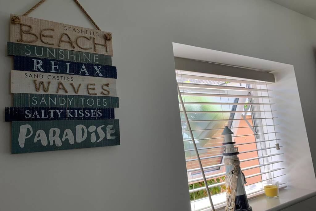 Bournemouth Nr Town Beach Train Coach Shops Lovely Entire Apartment Allows Quiet Good Dogs Esterno foto
