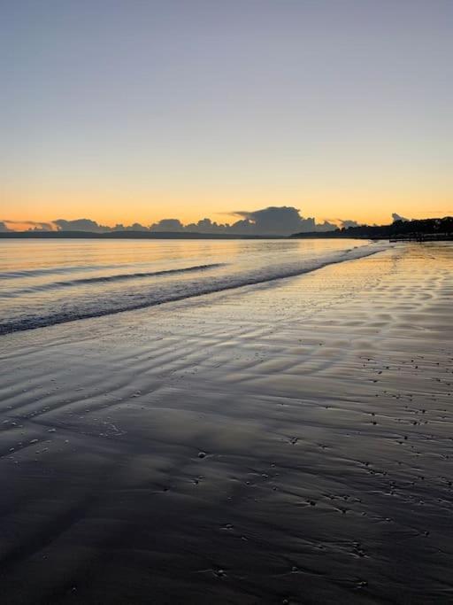 Bournemouth Nr Town Beach Train Coach Shops Lovely Entire Apartment Allows Quiet Good Dogs Esterno foto