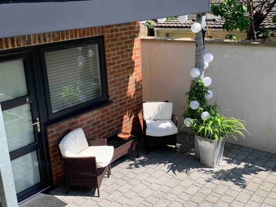 Bournemouth Nr Town Beach Train Coach Shops Lovely Entire Apartment Allows Quiet Good Dogs Esterno foto